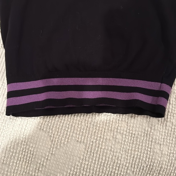 Bibi Women’s size SMALL. Queen of the Mardi sweater - Picture 7 of 7